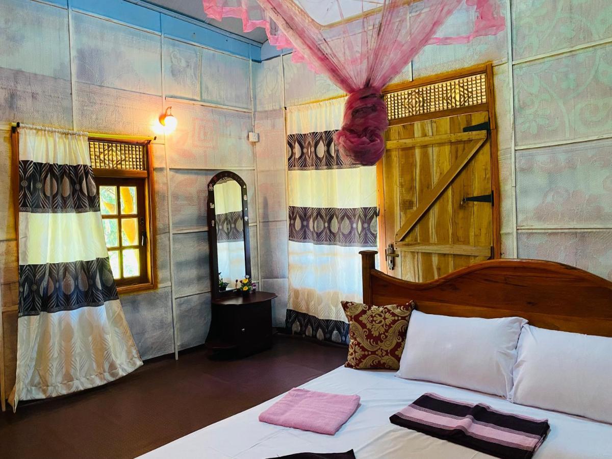 Sigiri Lion Eco Palace Sigiriya Bagian luar foto