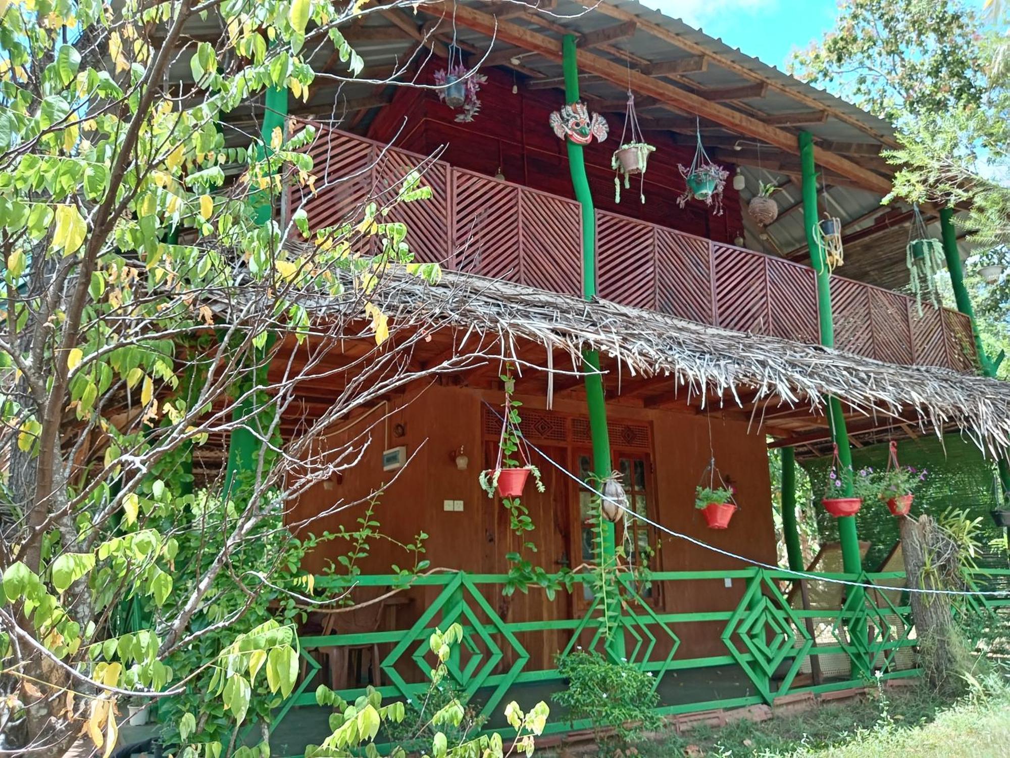 Sigiri Lion Eco Palace Sigiriya Bagian luar foto